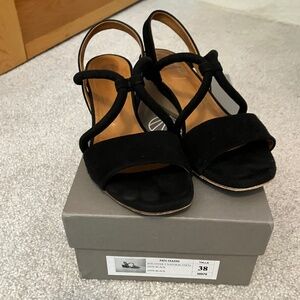 Coclico Oasis black suede sandals with pale wood heel size 38
